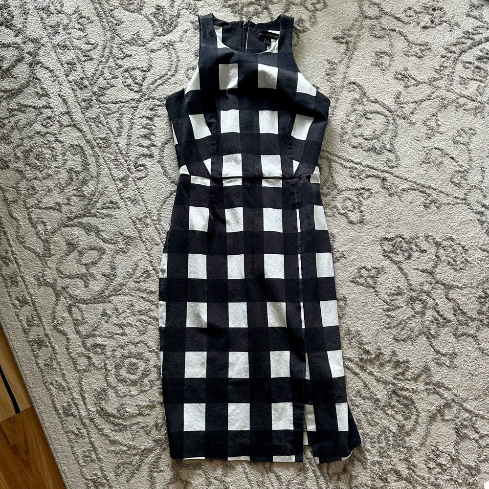 Banana Republic Black and White Halter Sheath Midi Dress - Picture 6 of 15